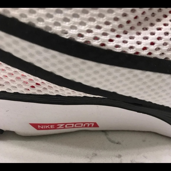 Worn twice! Size 10. Nike zoom flyknit. - Picture 4 of 5